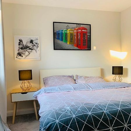 Alpha, Private Double Room, City Centre, Free Parking, Sittingbourne, Kent Luaran gambar