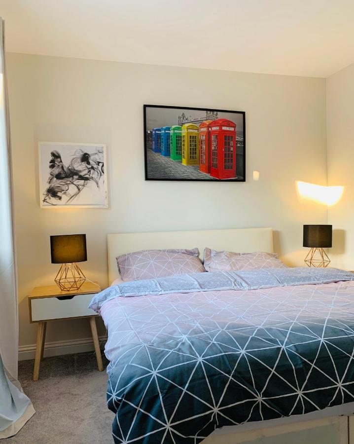 Alpha, Private Double Room, City Centre, Free Parking, Sittingbourne, Kent Luaran gambar